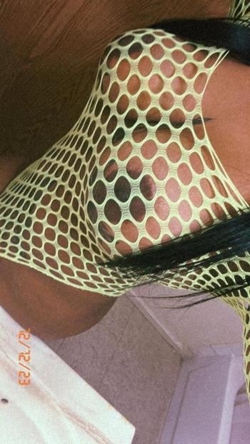 Hola, 28  female escort, Fort Myers