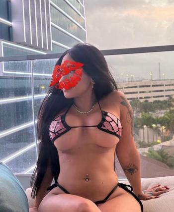 Victoria , 24  female escort, Fort Myers