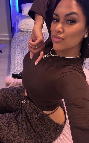 Cary , 25  female escort, Fort Myers