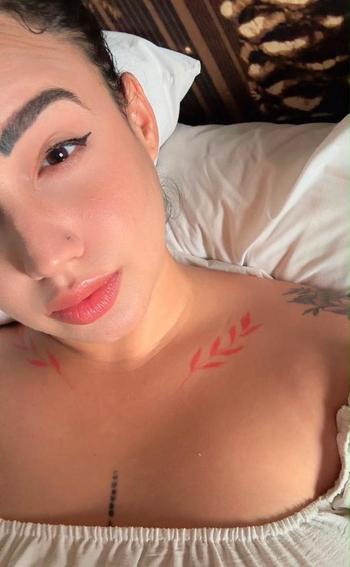 Rubi , 23  female escort, Fort Myers